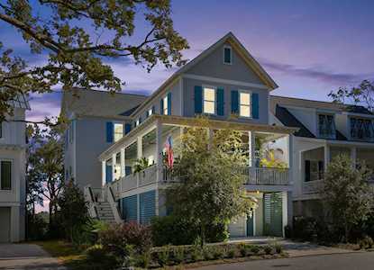 1487 Eutaw Battalion Dr Charleston, SC 29412