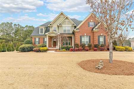702 Cevera Lake Dr Loganville, GA 30052