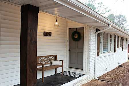 1124 Oakdale Dr SE Smyrna, GA 30080