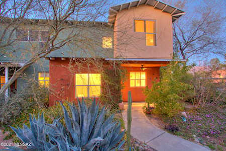 547 E Roger Rd Tucson, AZ 85705