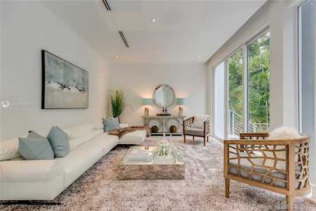 6200 Alton Rd Miami Beach, FL 33140