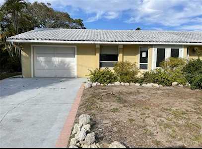 501 De Narvaez Dr Longboat Key, FL 34228