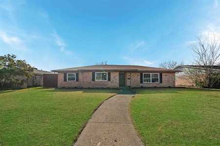 1516 Glenwick Drive Plano, TX 75075