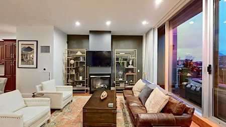88 Kingston St #7F Boston, MA 02111