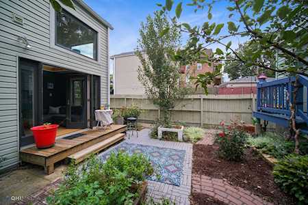 1942 S Desplaines Ave S Chicago, IL 60616