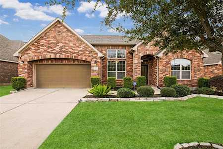 2719 Pepper Landing Ln Pearland, TX 77089