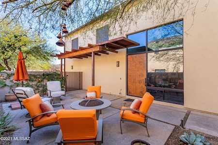 2827 N Corte Melodia Tucson, AZ 85712