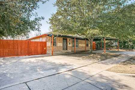 4824 Jerri Lane Haltom City, TX 76117