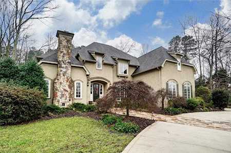 2053 Kings Manor Dr Matthews, NC 28104