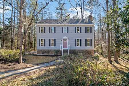 3200 Fortunes Ridge Rd Midlothian, VA 23112
