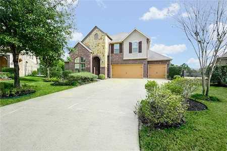 6 Shaded Arbor Dr Spring, TX 77389