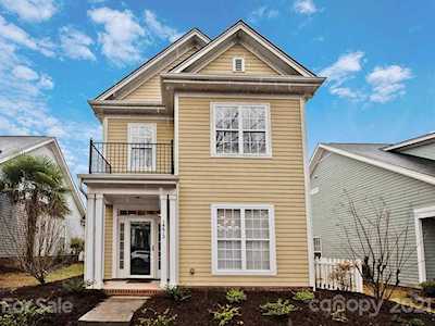 14612 Holly Springs Dr Huntersville, NC 28078