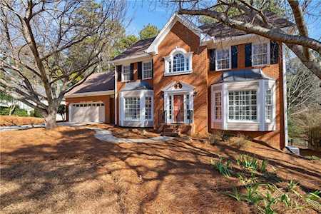 3330 Lakewind Way Alpharetta, GA 30005