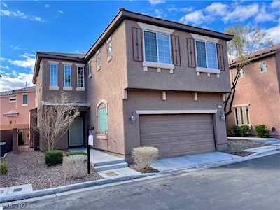 8233 Brilliant Pompon Place Las Vegas, NV 89166