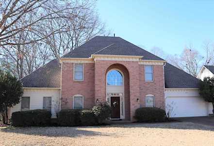 1125 Macon Ridge Dr Collierville, TN 38017