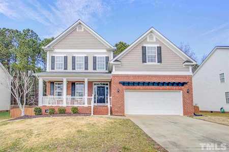 208 Magnolia Meadow Way Holly Springs, NC 27540