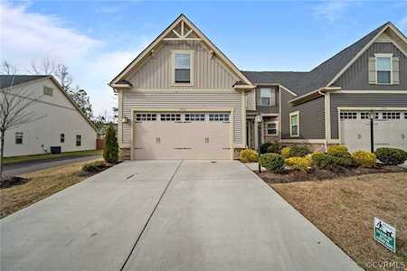 7972 Wistar Woods Ct Richmond, VA 23228
