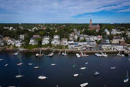 24 Lee Street #B-8 Marblehead, MA 01945