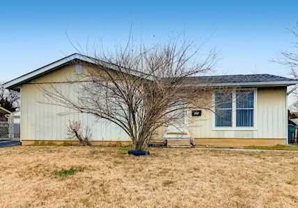 620 Oak Hollow Court Columbus, OH 43228
