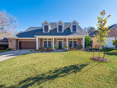 2718 View Meadow Grapevine, TX 76051