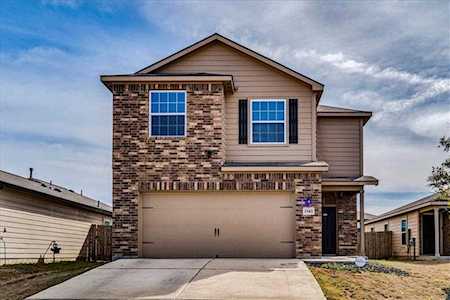1343 Breanna LN Kyle, TX 78640