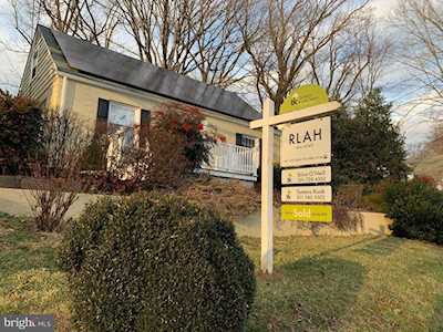 10612 Dunmoor Dr Silver Spring, MD 20901