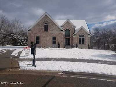 518 Foxwood Ct Shelbyville, KY 40065