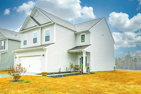 5224 American Holly Ln Ladson, SC 29456