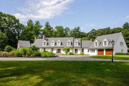 1437 Monument Street Concord, MA 01742