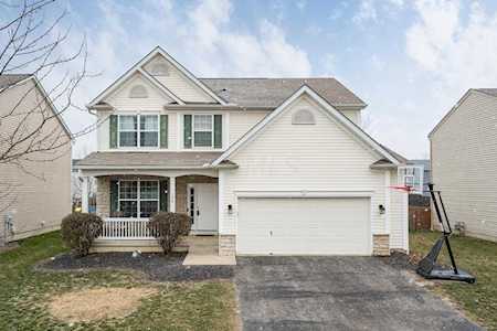 136 Stockard Loop Delaware, OH 43015