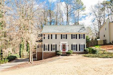 11685 Highland Colony Dr Roswell, GA 30075