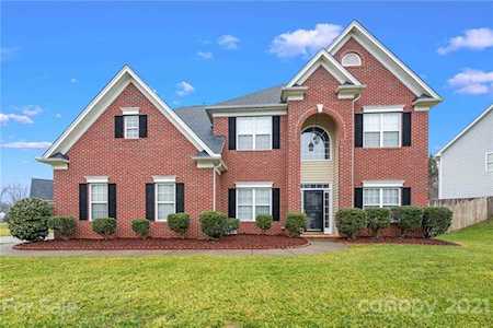 6411 Wyndham Hill Dr Charlotte, NC 28269