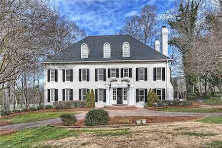 5100 Piper Glen Dr Charlotte, NC 28277