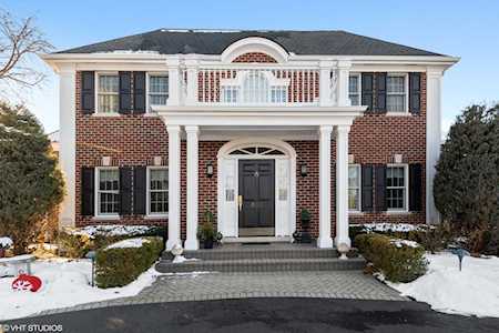 624 N Arlington Heights Rd Arlington Heights, IL 60004