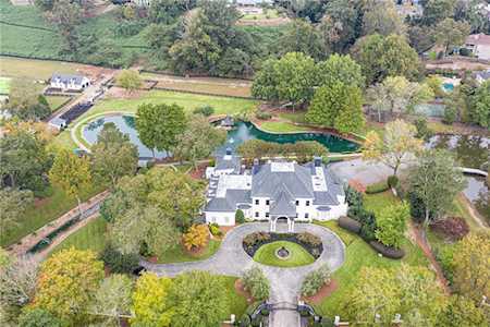 4571 Columns Dr SE Atlanta, GA 30067