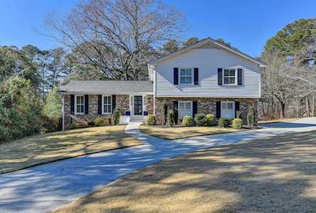 4572 Amberly Ct S Atlanta, GA 30360