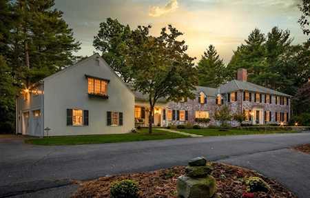 3 Donnelly Drive Dover, MA 02030