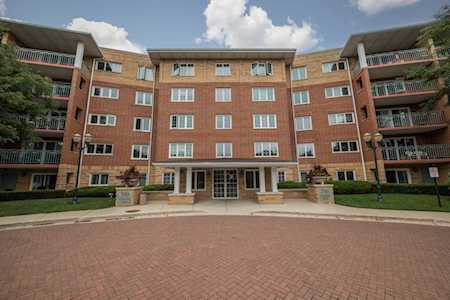 710 Creekside Dr #408 Mount Prospect, IL 60056