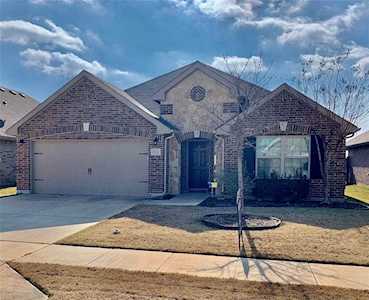 4724 Lazy Oaks Street Fort Worth, TX 76244