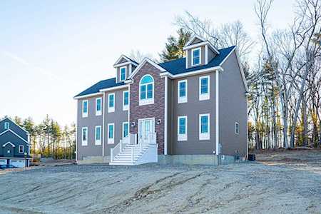 34 Fieldstone Lane Billerica, MA 01821