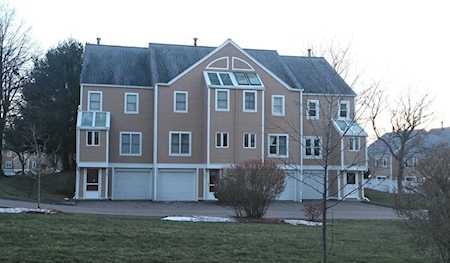 27 Camelot Dr #27 Worcester, MA 01602