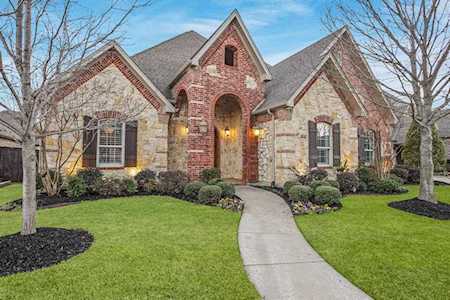 8948 Glendara Drive North Richland Hills, TX 76182