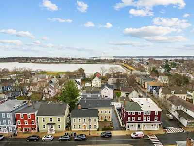 103 Bridge St #3 Salem, MA 01970