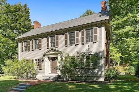 148 Monument Street Concord, MA 01742