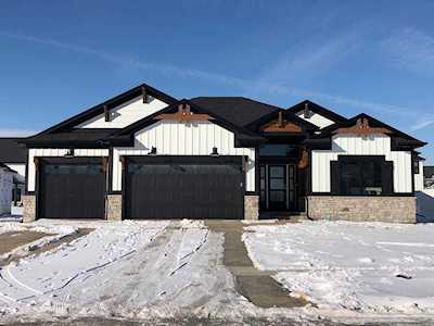 10006 Lilac Cove Street St. John, IN 46373