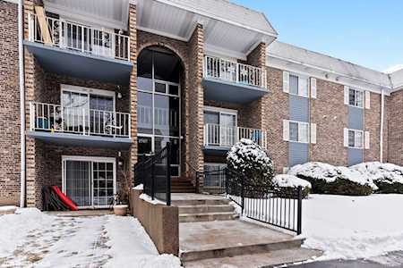 1515 N Windsor Dr #301 Arlington Heights, IL 60004