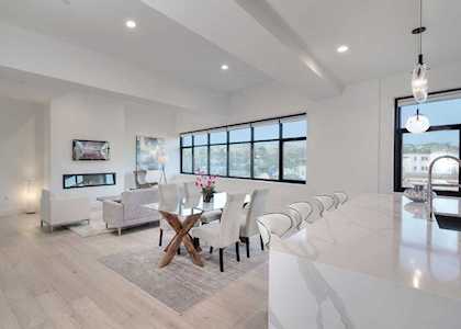 542 Lighthouse Ave 405 Pacific Grove, CA 93950