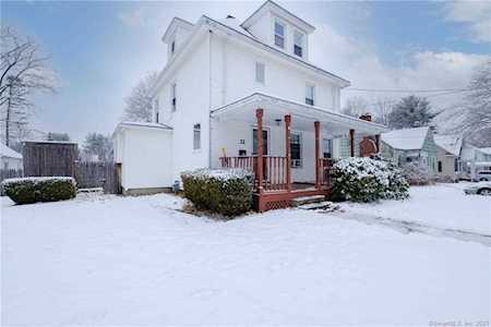 32 Starkweather Street Manchester, CT 06042