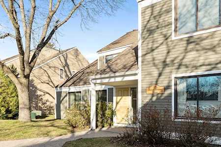 18 Concord Greene #2 Concord, MA 01742