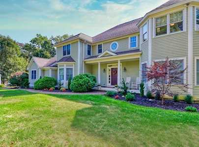 6 Whispering Lane Natick, MA 01760